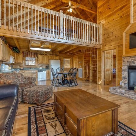Elegant Escape Villa Pigeon Forge Exterior foto