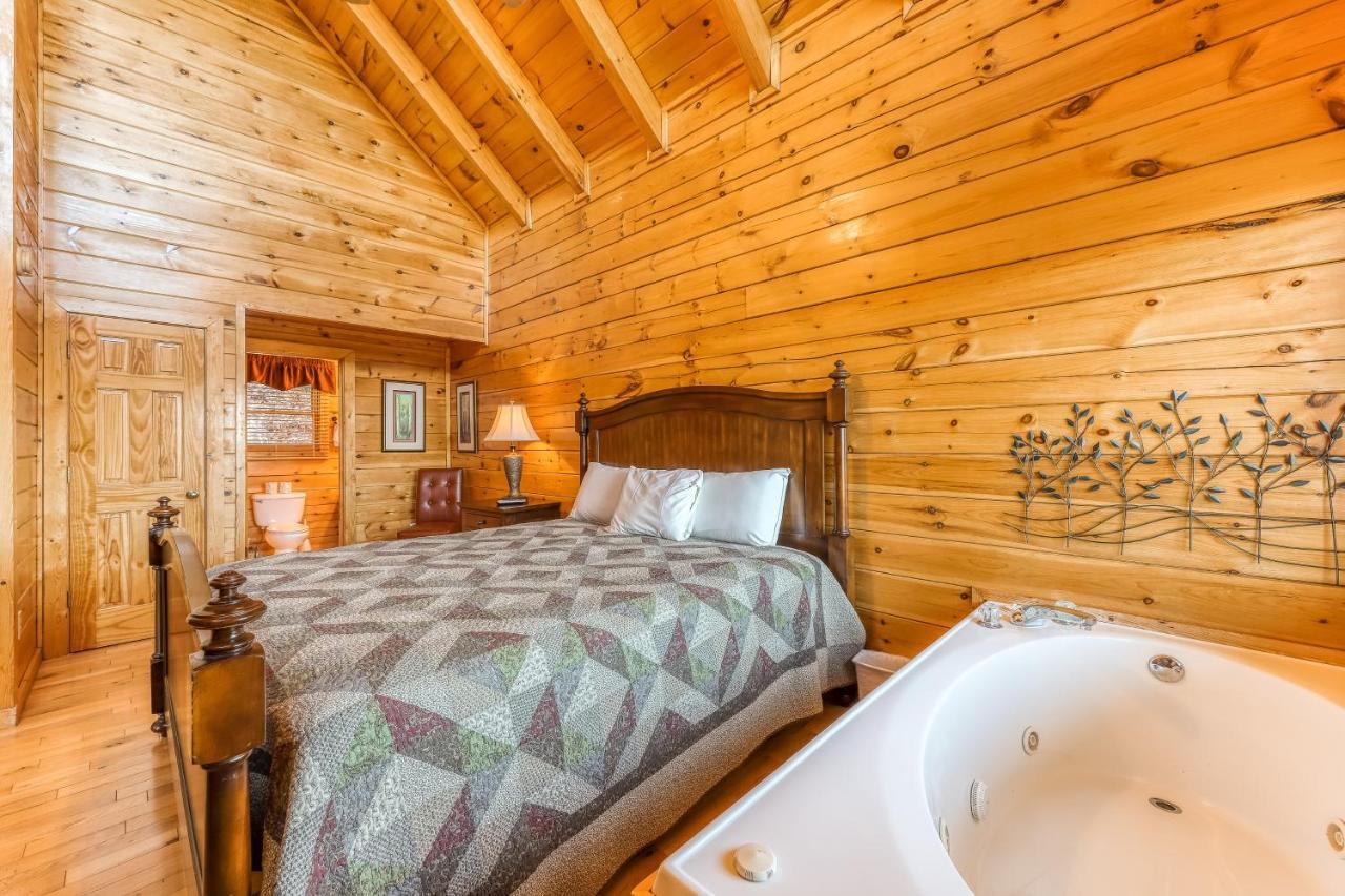 Elegant Escape Villa Pigeon Forge Exterior foto